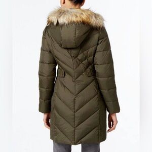 New Larry Levine down coat chevron-quilted coat-navy, removable faux fur hood-M
